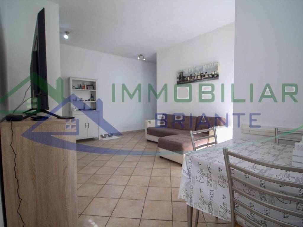 Appartamento a Somma lombardo in Viale Ugo Maspero - Foto 4