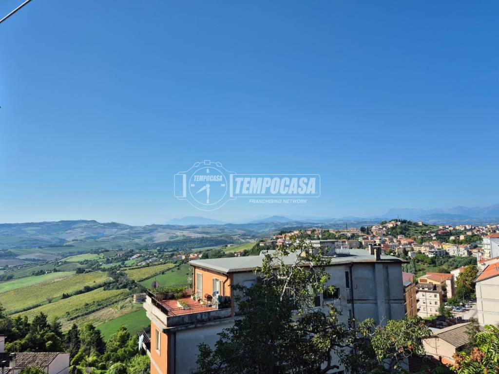 Casa indipendente a Fermo in Viale Nicola Ciccolungo 150 - Foto 2