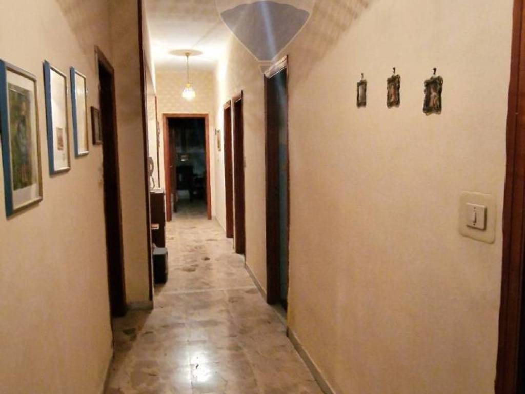 Appartamento a Piazza armerina in via Monsignor La Vaccara, 24 - Foto 2