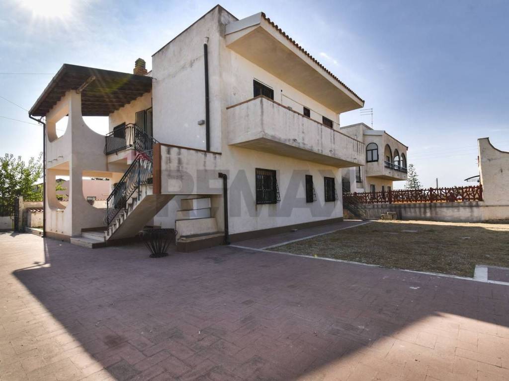 Villa a Augusta in Viale Dei Pini, 44 - Foto 3