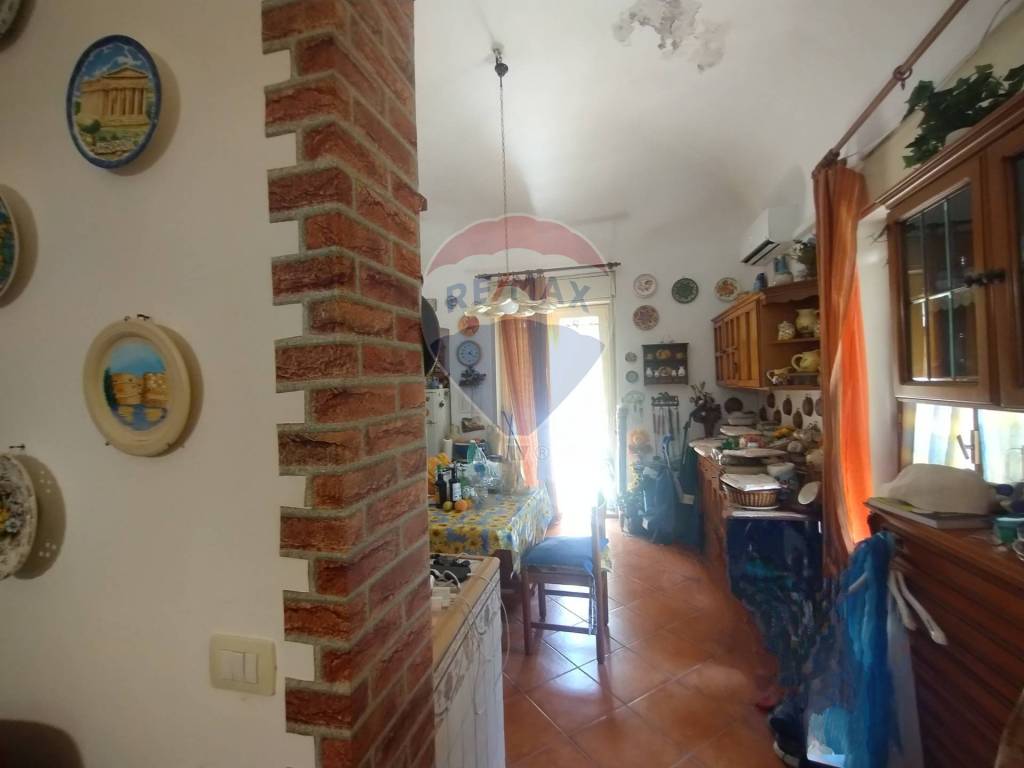 Appartamento a Catania in Via Antonino Di Sangiuliano, 139 - Foto 4