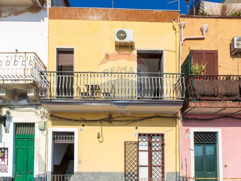 Casa indipendente a Aci castello in Via Marina - Foto 2