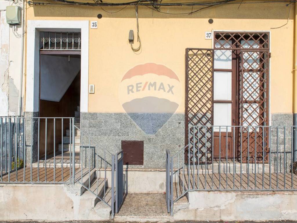 Casa indipendente a Aci castello in Via Marina - Foto 4