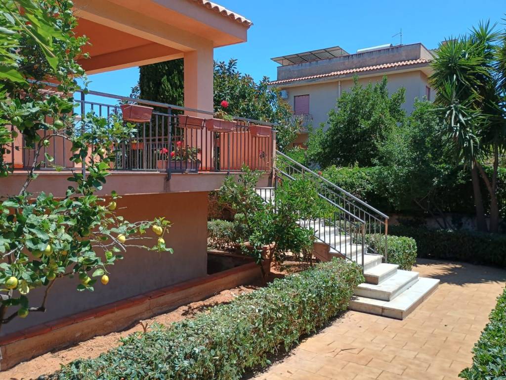 Villa a Carini in Via Nocciolo, 5 - Foto 4