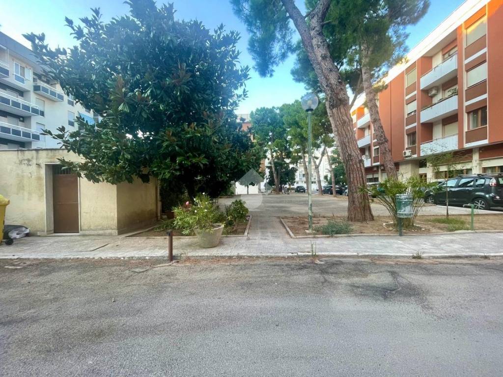 Box / garage a Lecce in box via san domenico savio, 70 - Foto 3