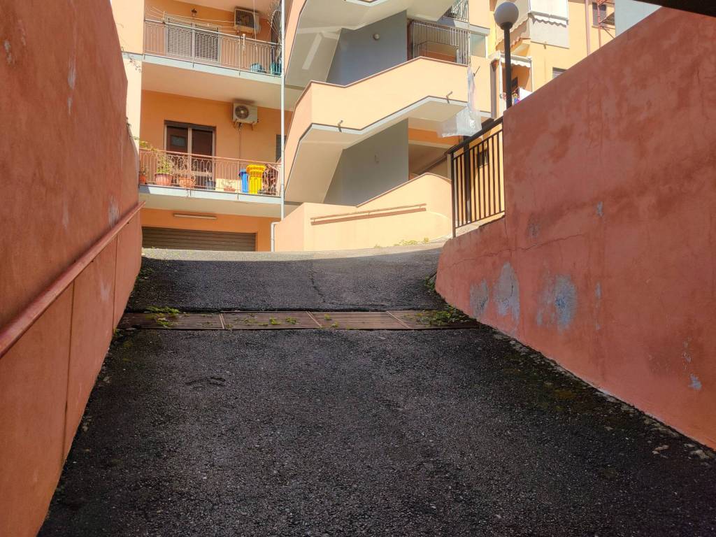 Box / garage a Roccalumera in Via Umberto I, 496 - Foto 3