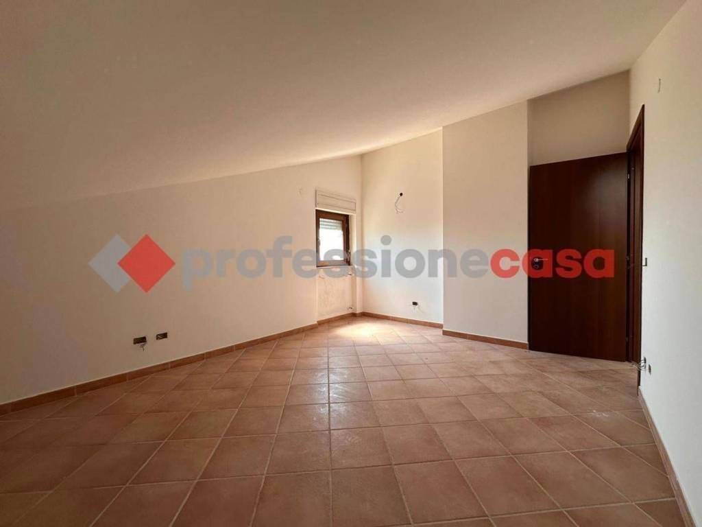 Appartamento a Avezzano in Via Monte Romanella - Foto 3