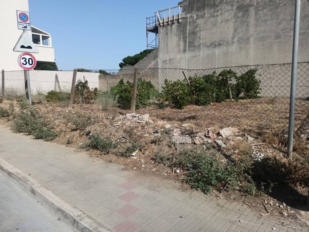 Terreno a Elmas in Via Polveriera - Foto 4