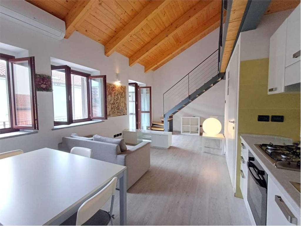 Appartamento a Ciriè in via don Lorenzo Giordano, 20 - Foto 2