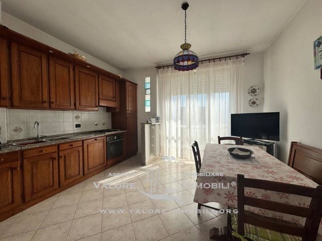 Appartamento a Livorno in Via dell'Alloro, 26 - Foto 4