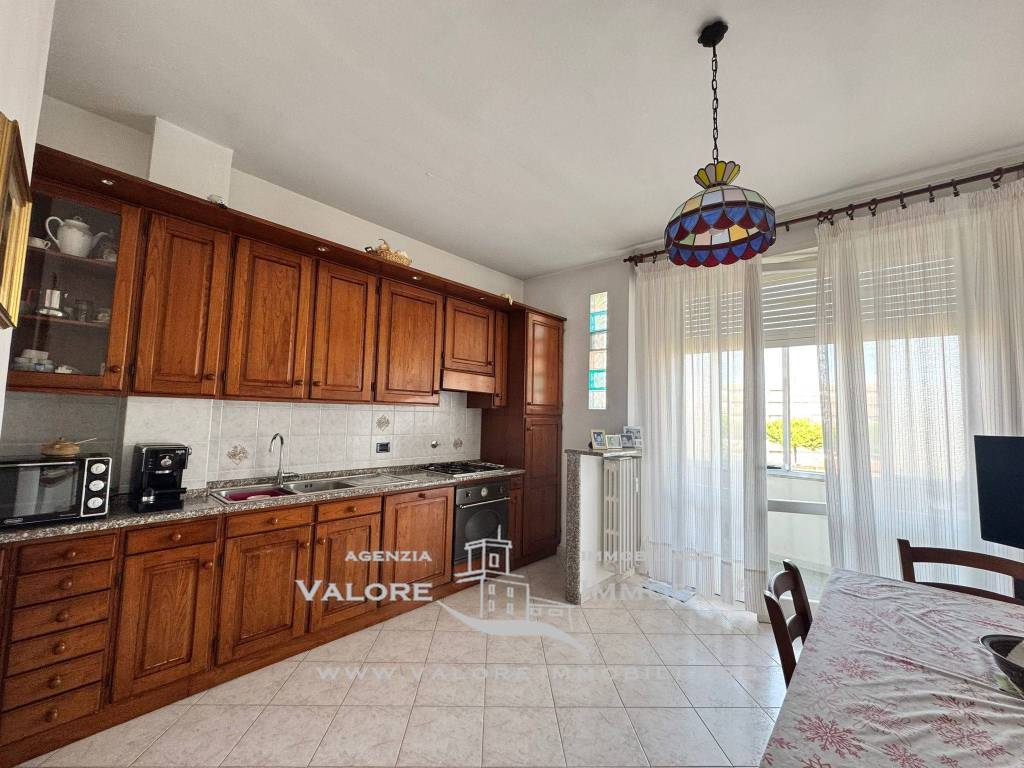 Appartamento a Livorno in Via dell'Alloro, 26 - Foto 5