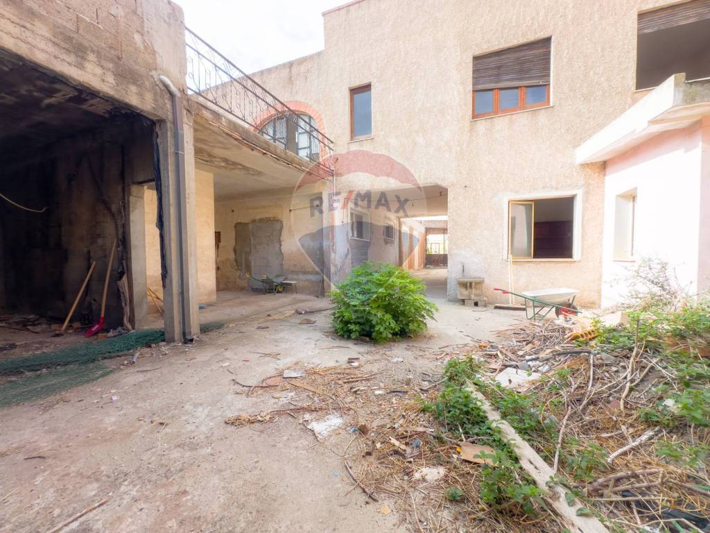 Casa indipendente a Capoterra in via manzoni, 14 - Foto 3