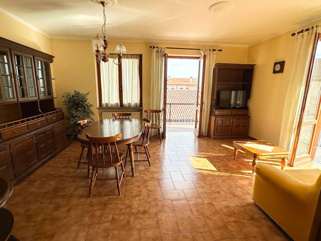 Appartamento a Borgo ticino in Via Valle - Foto 4