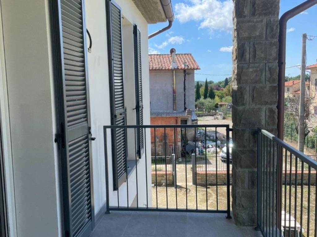 Villa a Castiglion fiorentino in Via Alessandro Codivilla - Foto 5