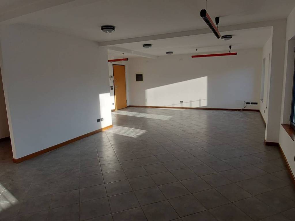 Loft / open space a Rivignano teor in Via Umberto I°, 14 - Foto 4