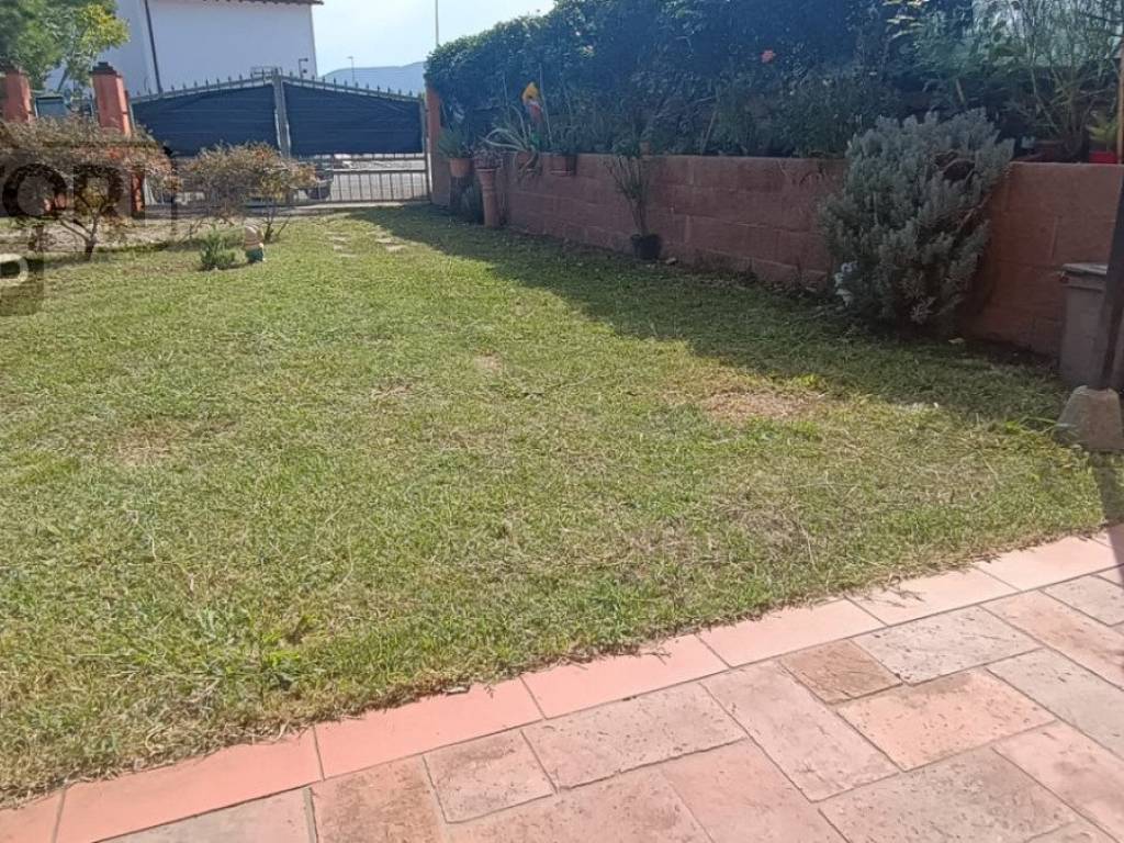 Villa a Porcari in Via Boccaione - Foto 3