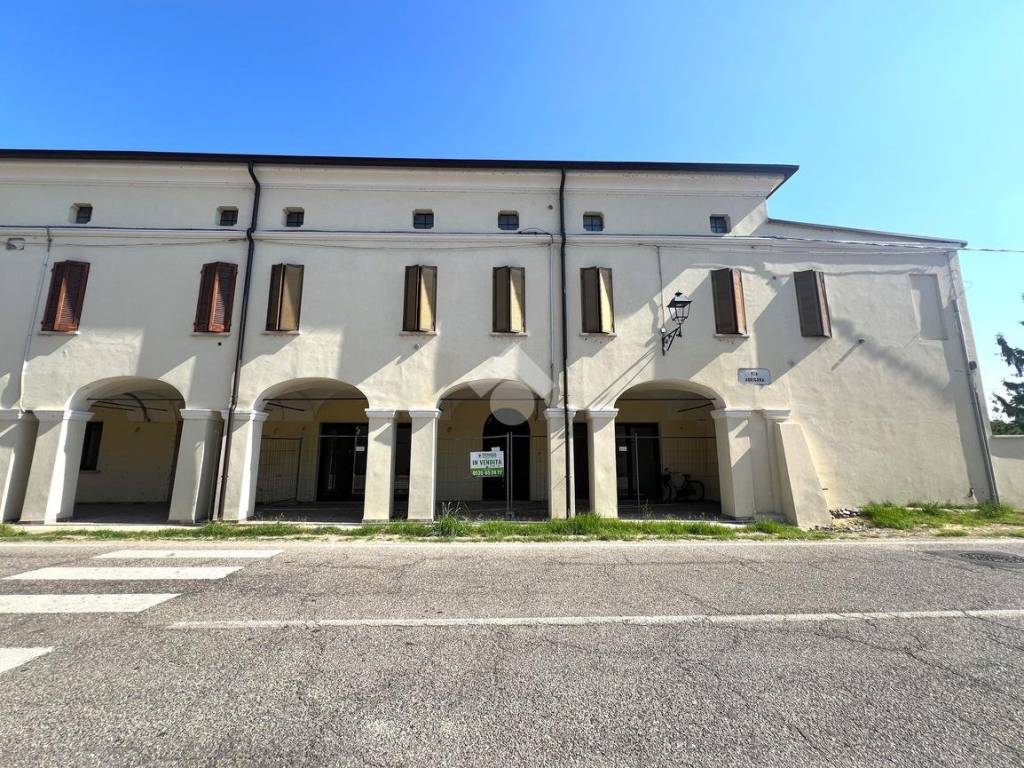 Appartamento a San giacomo delle segnate in Via Arrigona, 7 - Foto 2