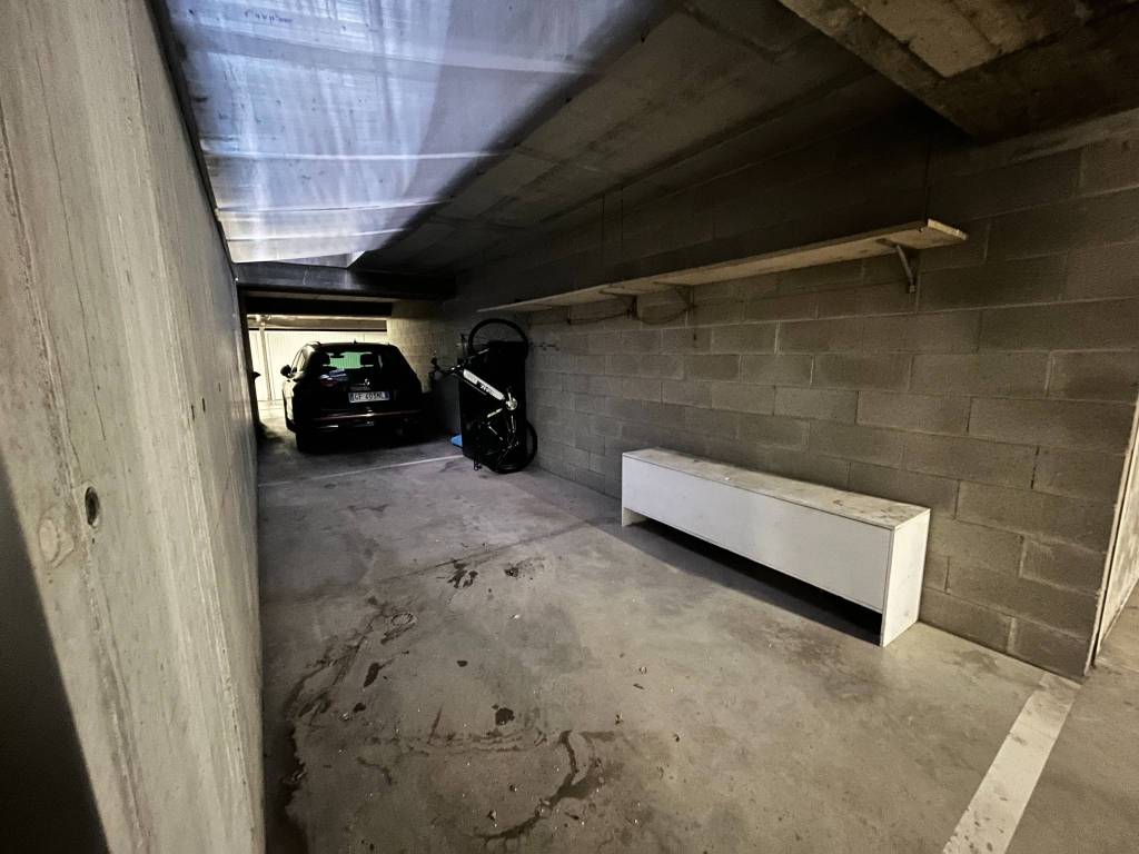Box / garage a Milano in Via Leonardo Bistolfi, 49 - Foto 2