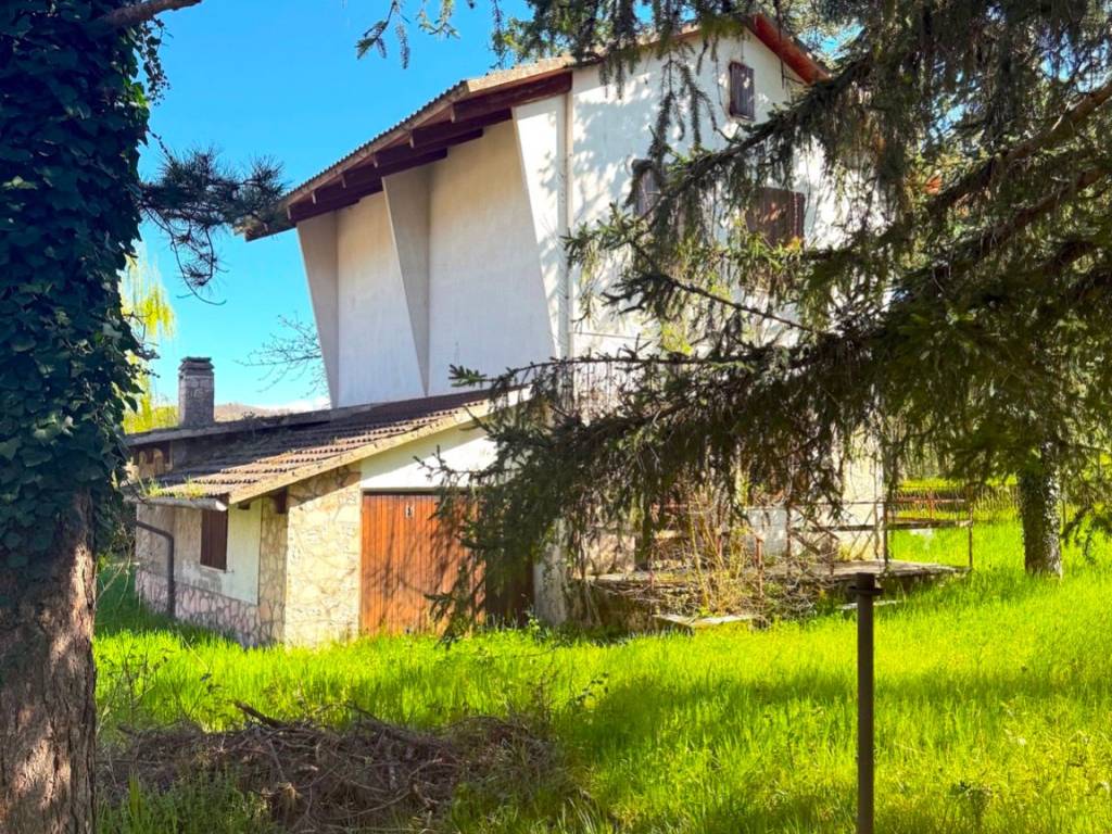 Villa a Sarnano in Contrada Brilli, 54 - Foto 3