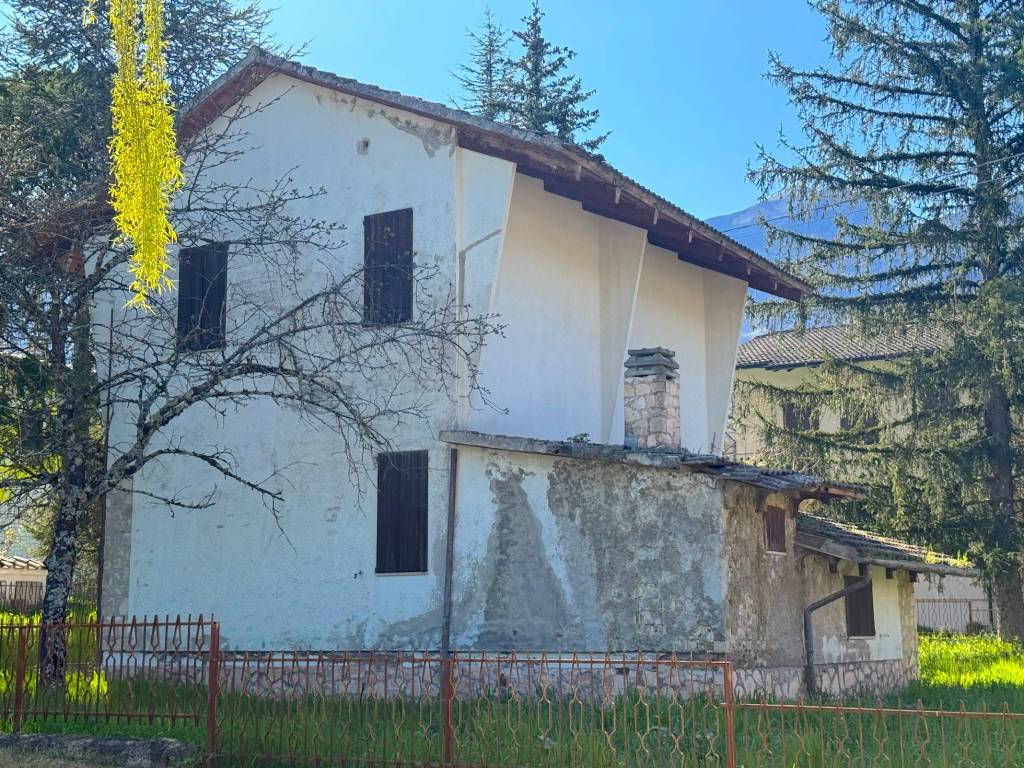 Villa a Sarnano in Contrada Brilli, 54 - Foto 5