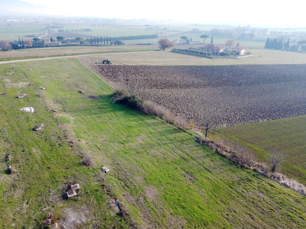 Terreno a Perugia in Strada Areoporto Sant'Egidio Ripa, 15 - Foto 4