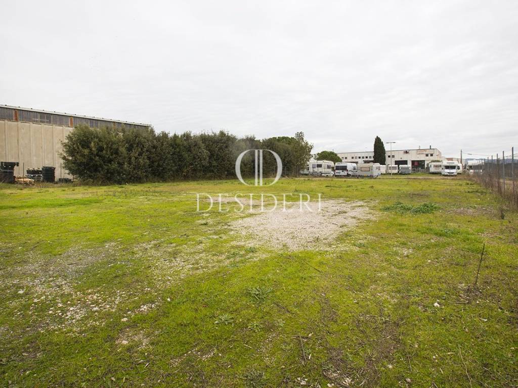 Terreno a Grosseto in Via Aurelia Nord ,91 - Foto 2