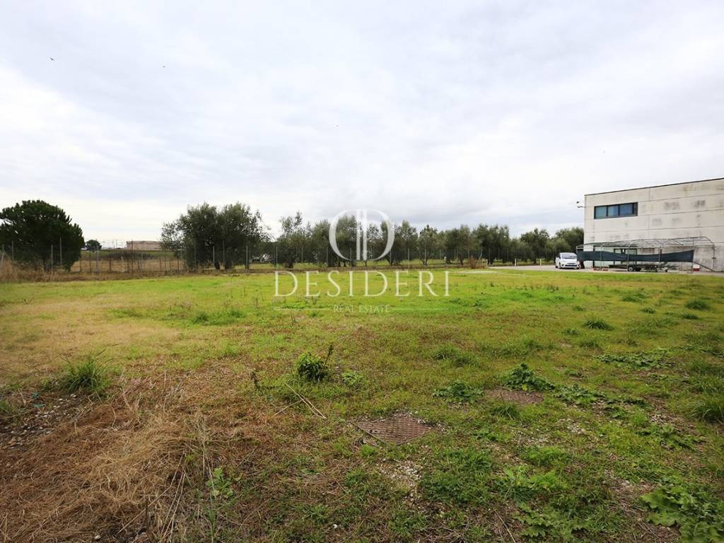 Terreno a Grosseto in Via Aurelia Nord ,91 - Foto 3