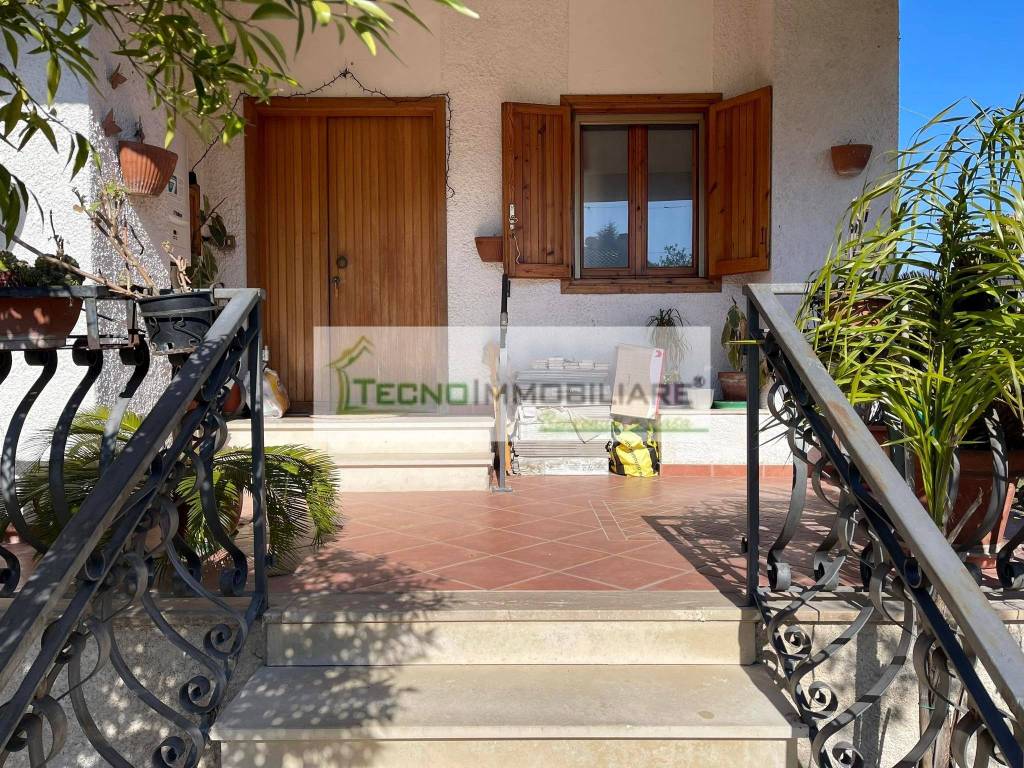 Villa a Pontecorvo in Via Giacomo Puccini - Foto 4