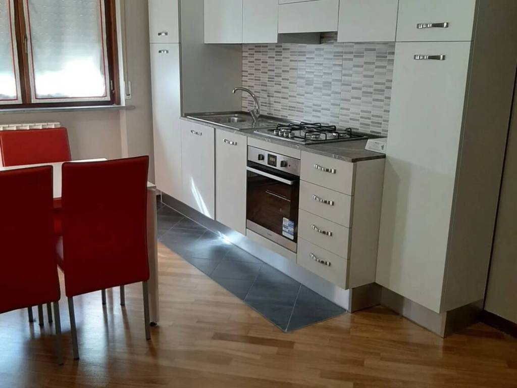 Appartamento a Piacenza in Quartiere Belvedere - Clinica Piacenza - Foto 3