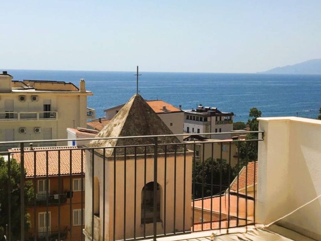 Appartamento a Dorgali in Via della Pineta - Foto 4