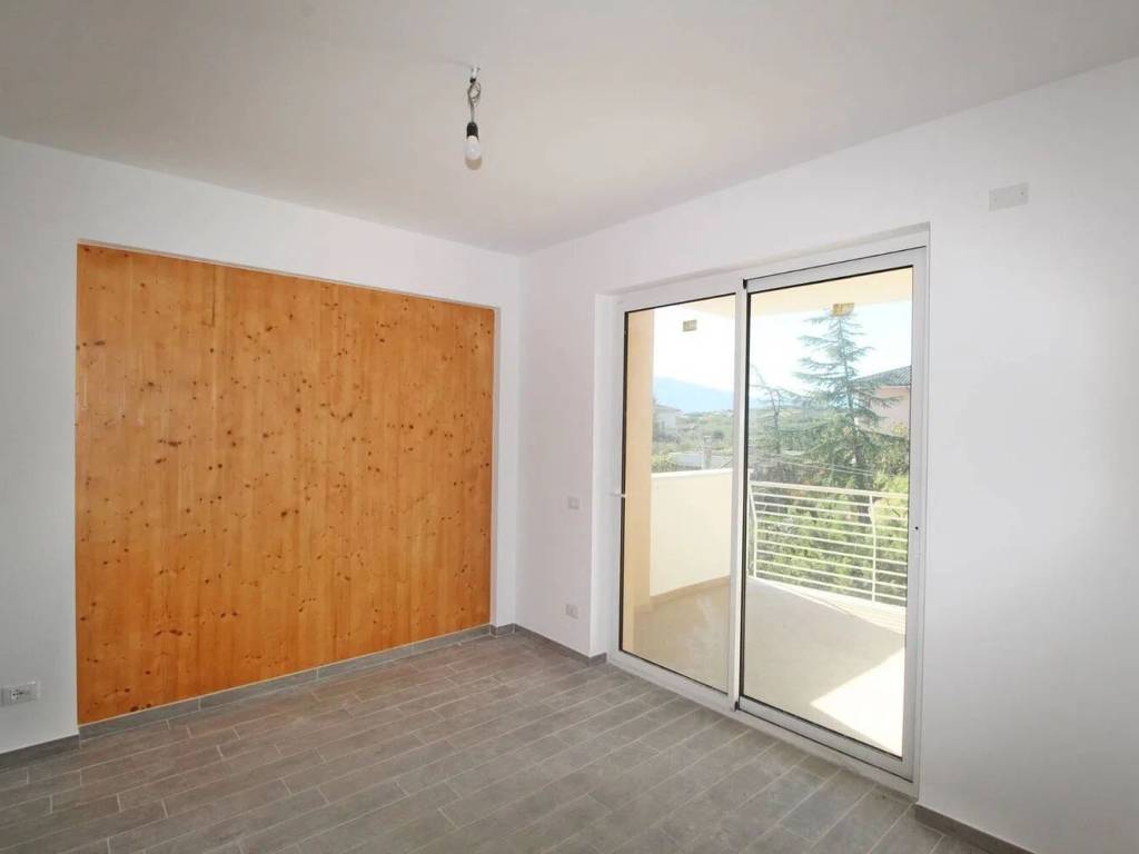 Appartamento a Nereto in Contrada Parignano - Foto 4