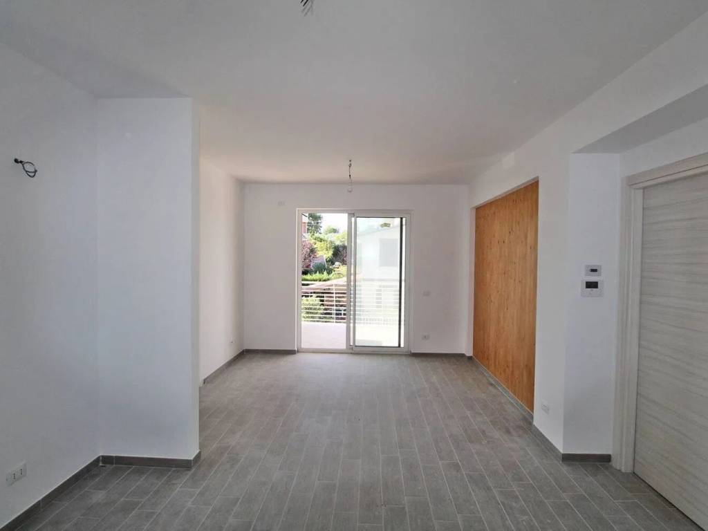 Appartamento a Nereto in Contrada Parignano - Foto 5