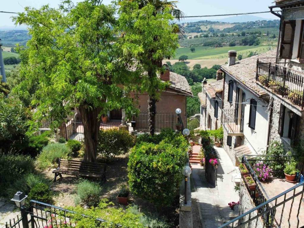 Casa indipendente a Narni in Strada di Fongalle, 13 - Foto 2