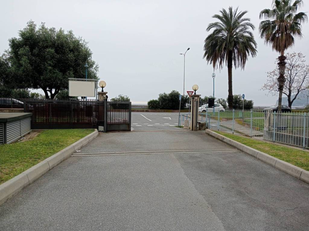 Box / garage a Spotorno in Via Maremma - Foto 4