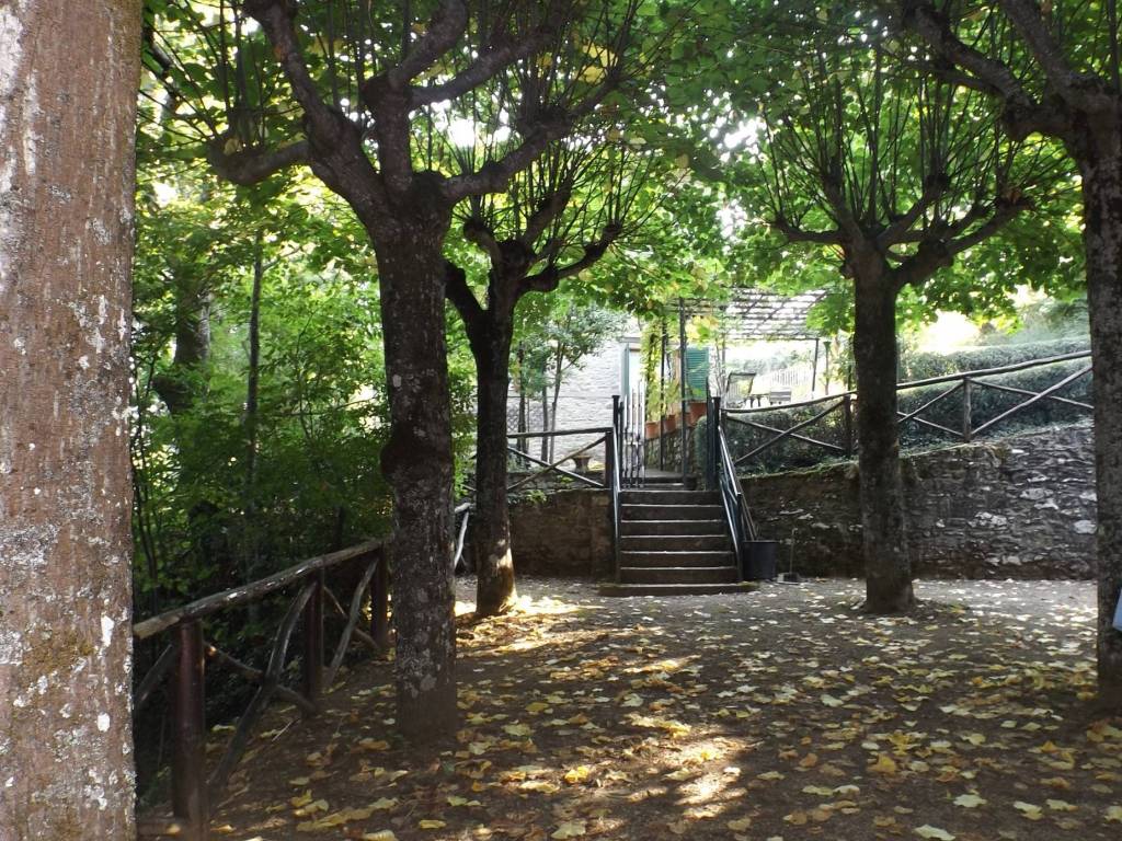 Villa a Chitignano in Via Docciola - Foto 2