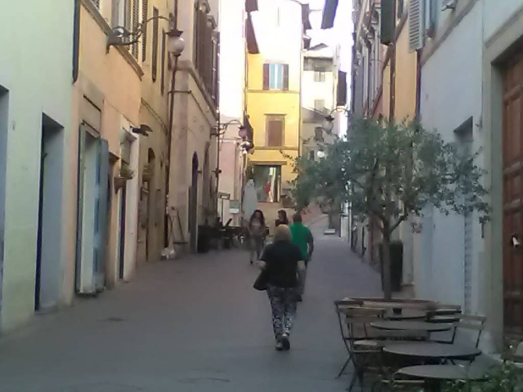 Terreno a Spoleto in Strada Statale delle Tre Valli Umbre - Foto 3