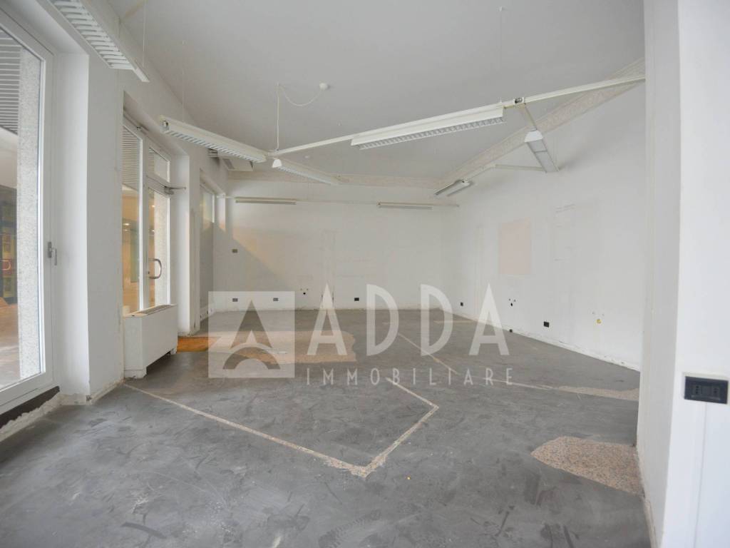 Immobile a Merate in Via Alcide De Gasperi, 123 - Foto 2