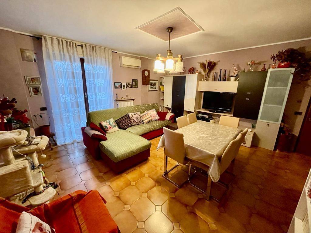 Appartamento a Alessandria in Via Nenni, 11 - Foto 2