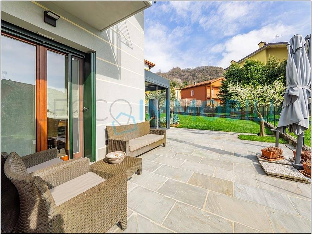 Villa a Calolziocorte in via don g. minzoni, 6 - Foto 3