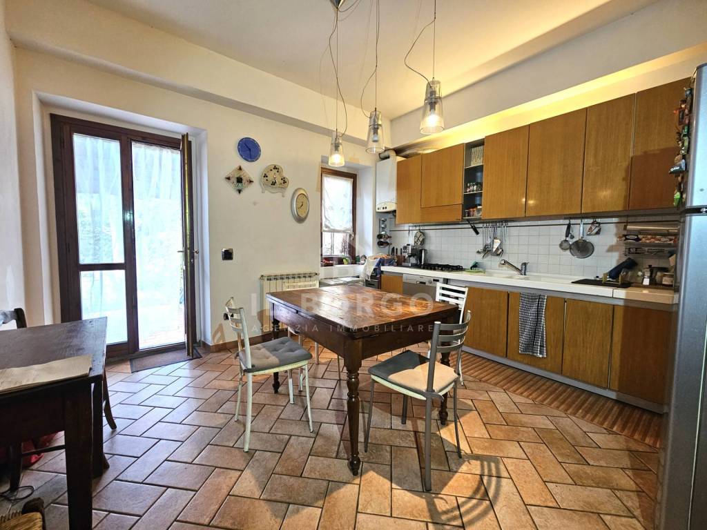 Appartamento a Pescia in Via libero andreotti, 21 - Foto 4