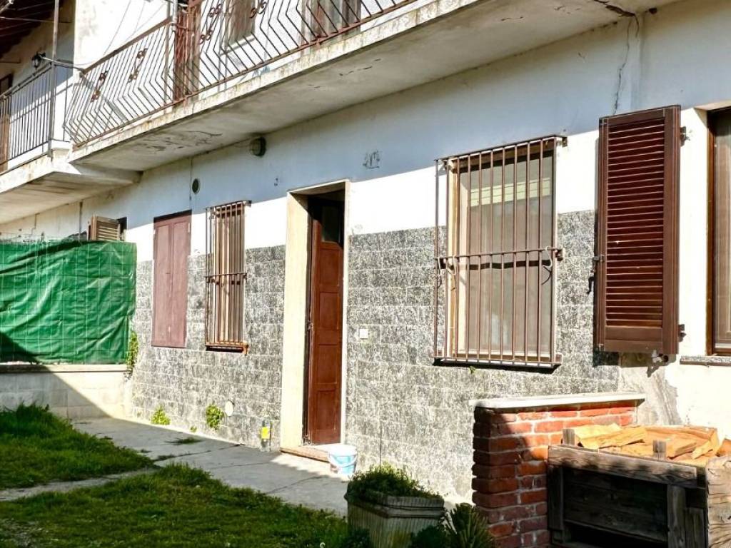 Casa indipendente a Vercelli in Corso Pavia - Foto 2