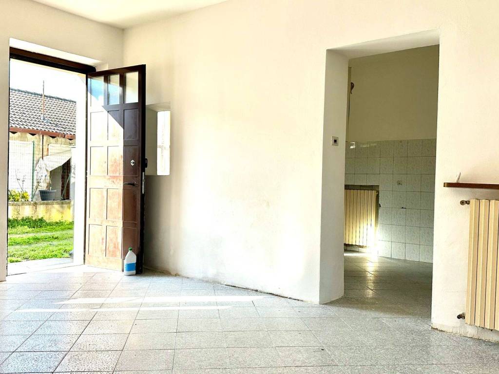 Casa indipendente a Vercelli in Corso Pavia - Foto 3