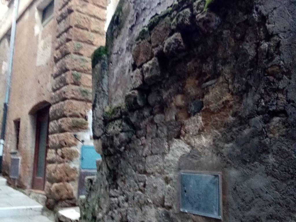 Appartamento a Pitigliano in Vicolo Varese - Foto 3