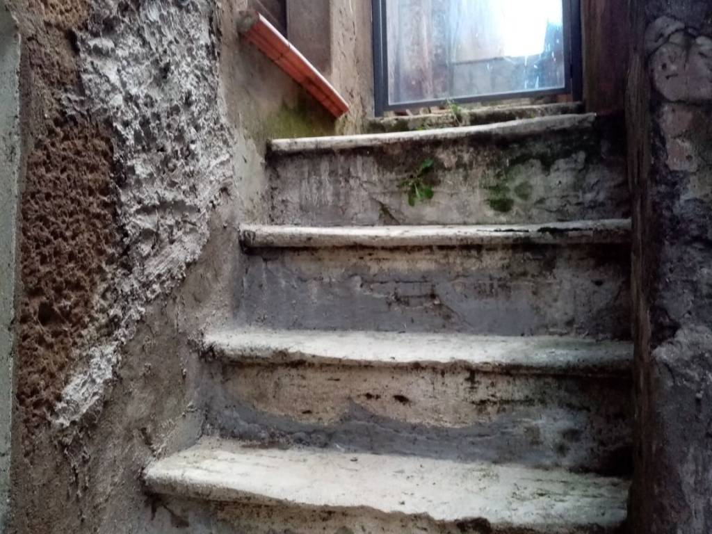 Appartamento a Pitigliano in Vicolo Varese - Foto 4