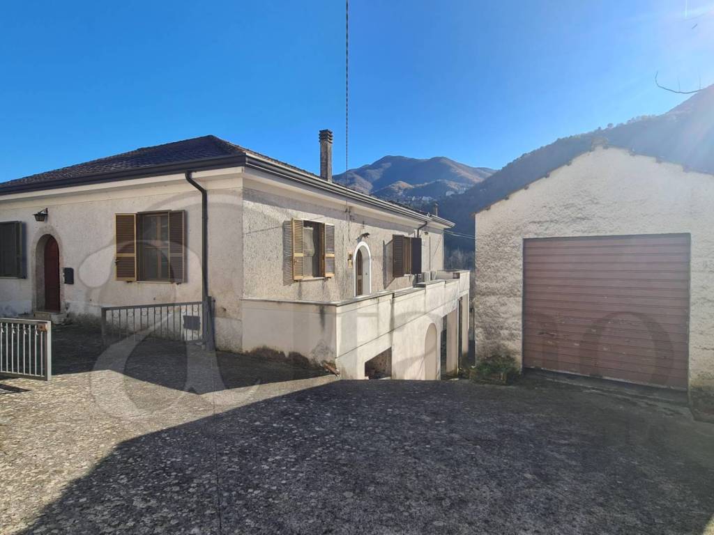 Casa indipendente a Casalvieri in Via Casal Delle Mole - Foto 2