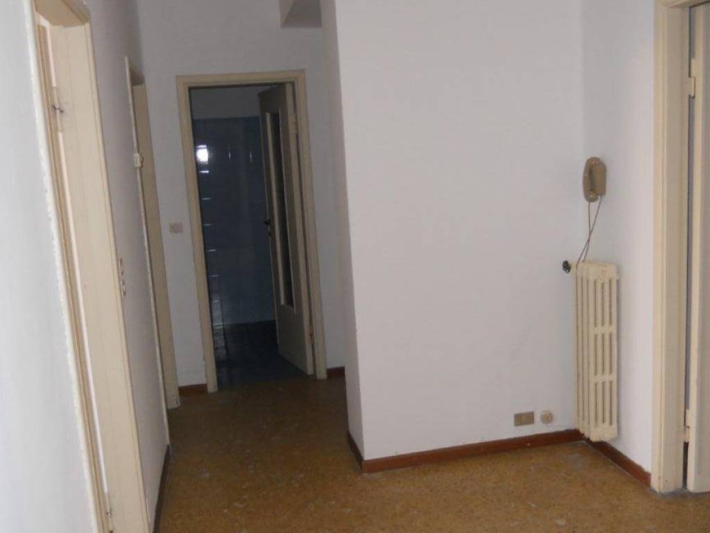 Appartamento a Cremona in Piazza Risorgimento - Foto 5