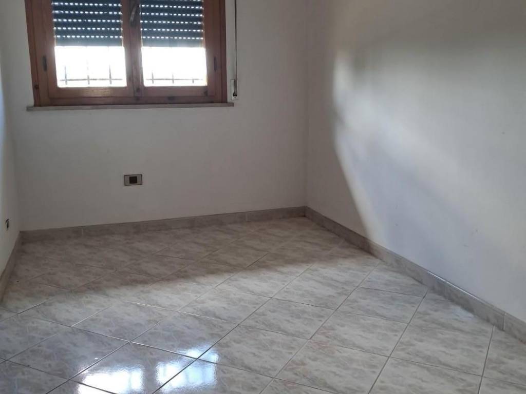 Villetta a schiera a Cascina in Via Luigi Longo, - Foto 3