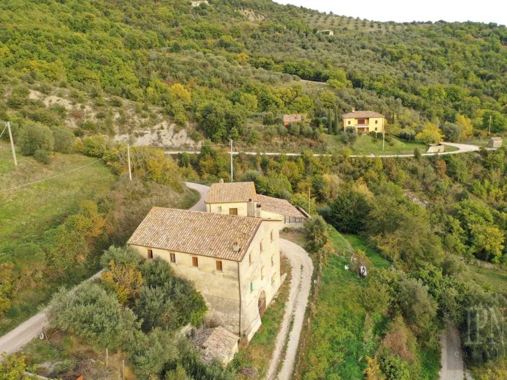 Rustico / casale a Umbertide in Località Santa Giuliana - Foto 2
