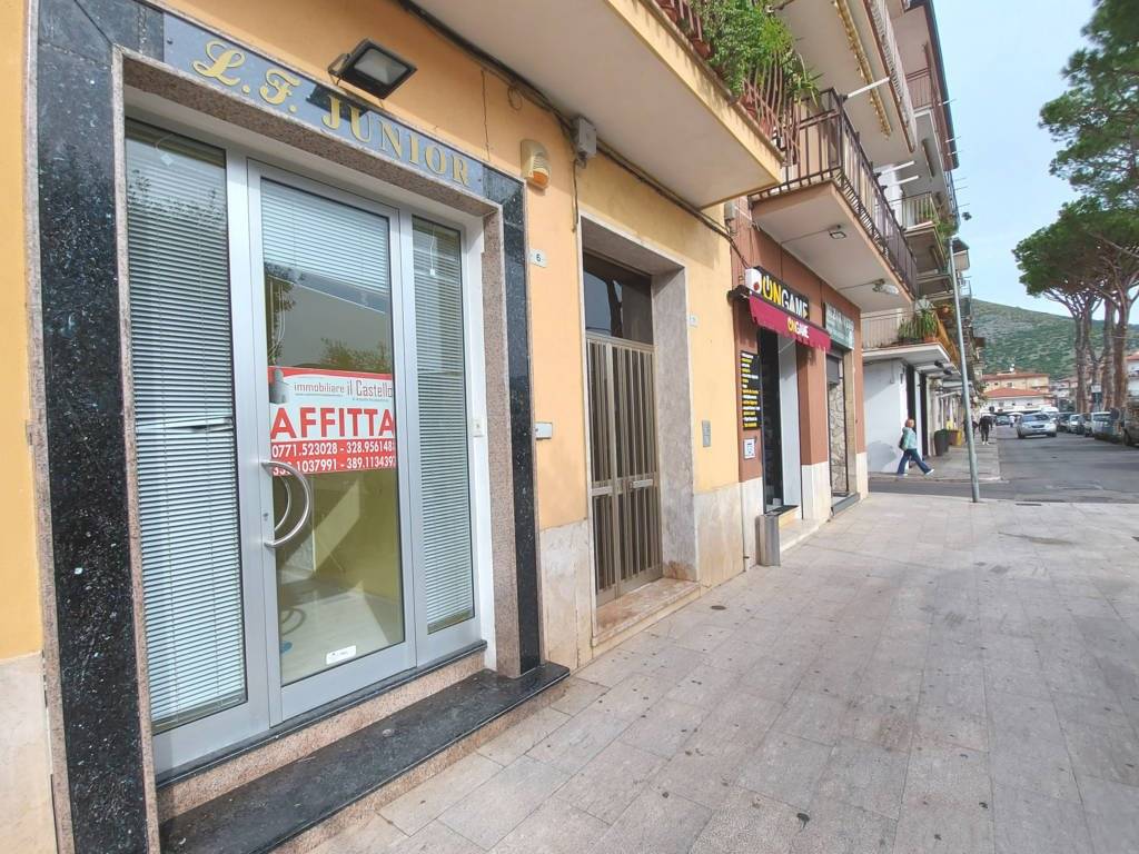 Immobile a Fondi in Piazza 4 Novembre, 6 - Foto 2