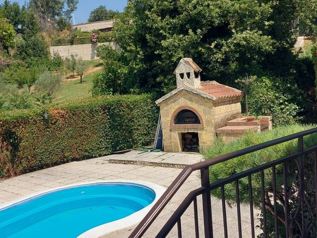 Villa a Montesarchio in Contrada Muraglione - Foto 4